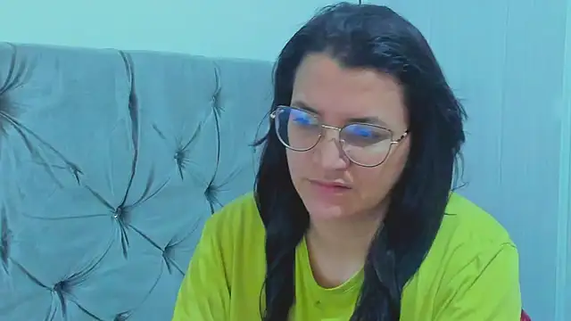 Snapshot of MARILYN_GARCIA chatting on 01/26/25, 05:23 MARILYN GARCIA online show from 01/26/25, 05:23