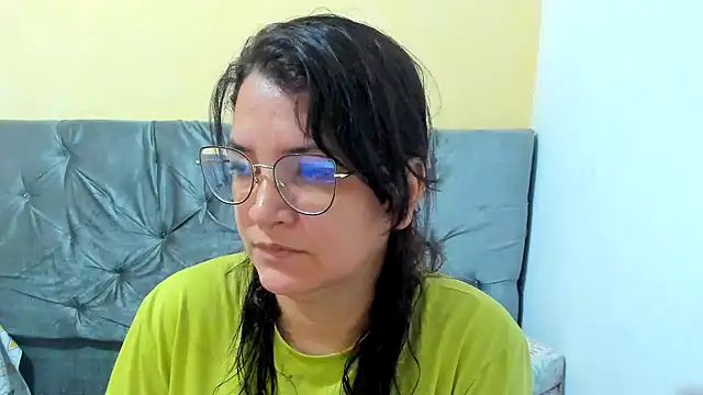 Snapshot of MARILYN_GARCIA chatting on 02/01/25, 02:24 MARILYN GARCIA online show from 02/01/25, 02:24