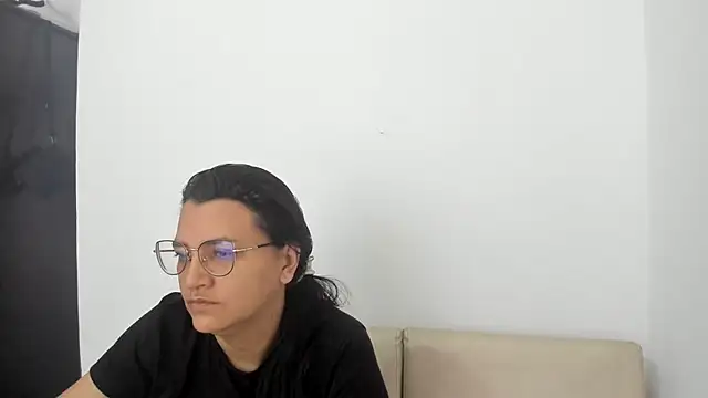 Snapshot of MARILYN_GARCIA chatting on 02/24/25, 02:48 MARILYN GARCIA online show from 02/24/25, 02:48