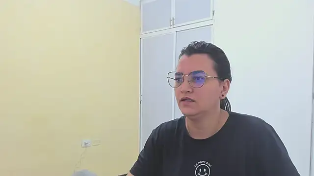 Snapshot of MARILYN_GARCIA chatting on 03/13/25, 01:40 MARILYN GARCIA online show from 03/13/25, 01:40