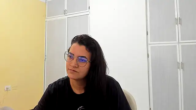 Snapshot of MARILYN_GARCIA chatting on 03/13/25, 04:45 MARILYN GARCIA online show from 03/13/25, 04:45