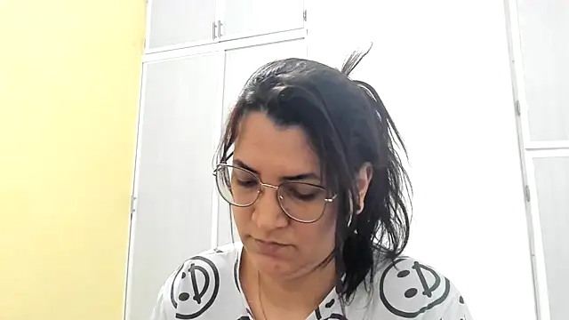 Snapshot of MARILYN_GARCIA chatting on 03/18/25, 02:15 MARILYN GARCIA online show from 03/18/25, 02:15