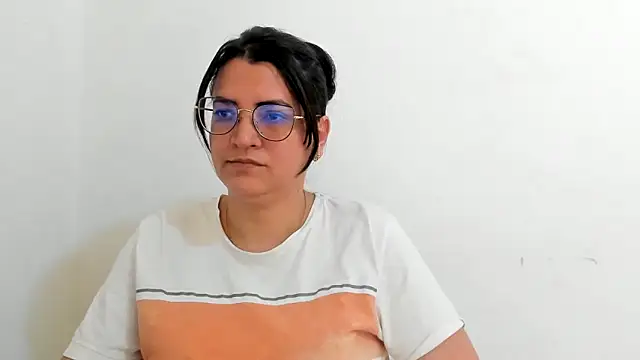 Snapshot of MARILYN_GARCIA chatting on 09/08/25, 03:44 MARILYN GARCIA online show from 09/08/25, 03:44