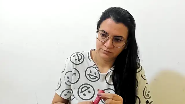 Snapshot of MARILYN_GARCIA chatting on 11/29/25, 01:25 MARILYN GARCIA online show from 11/29/25, 01:25