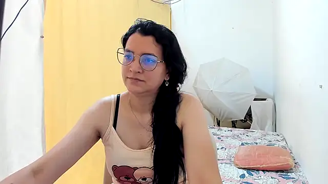 MARILYN GARCIA online show from 05/21/26, 03:52