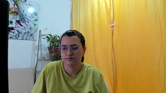 MARILYN GARCIA online show from 06/29/26, 07:25