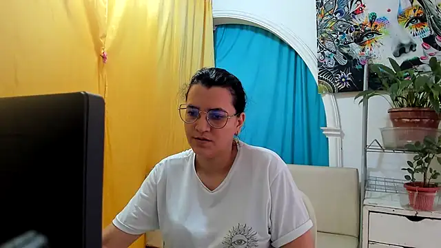 MARILYN GARCIA online show from 07/13/26, 01:36