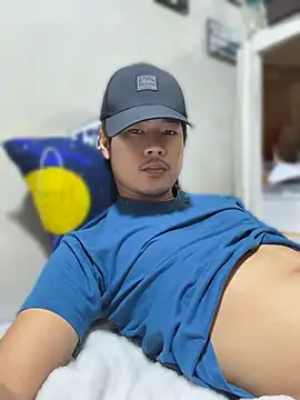chinito 04 online show from 08/09/26, 12:23