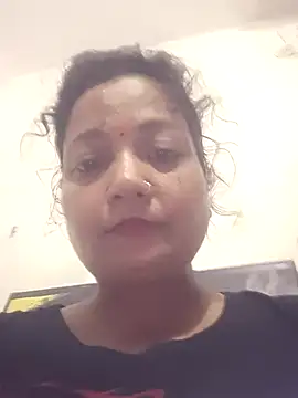 Snapshot of Aditibeauty42 chatting on 08/08/26, 09:11 Aditibeauty42 online show from 08/08/26, 09:11