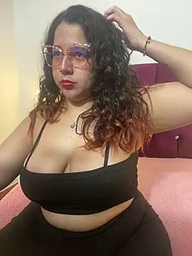 Snapshot of shara_ chatting on 03/05/25, 03:51 shara online show from 03/05/25, 03:51