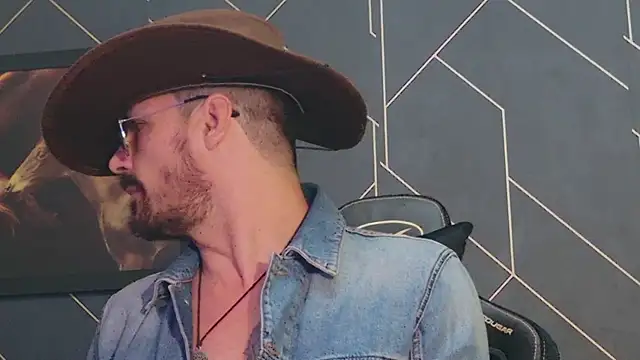 ChrisKox online show from 01/31/25, 11:13