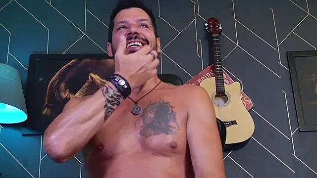 ChrisKox online show from 02/15/26, 02:08