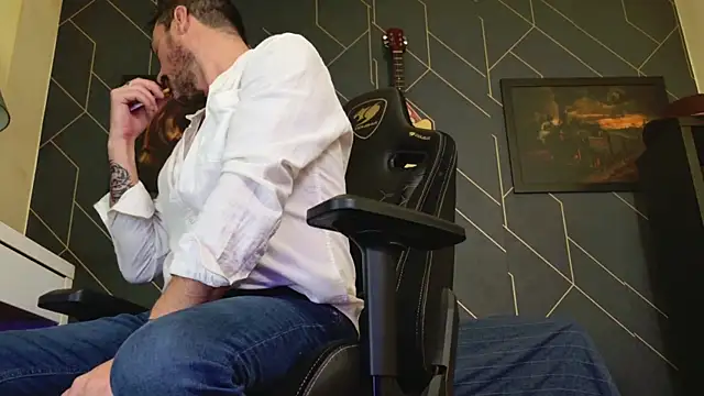 ChrisKox online show from 04/01/26, 07:00