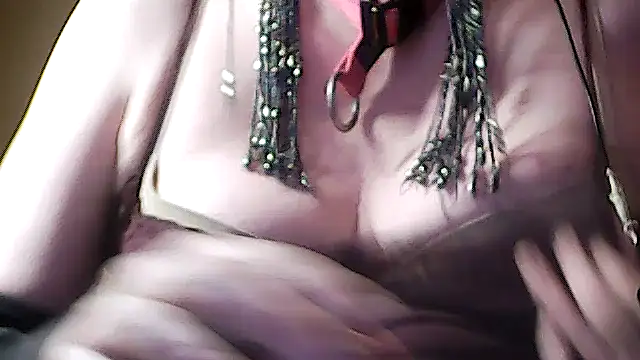 sissy sarah online show from 12/01/25, 10:20