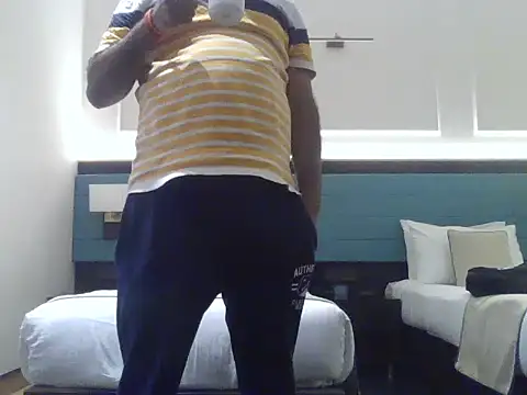 rarindam17 online show from 02/22/26, 11:31