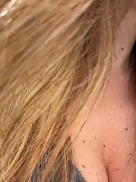 sexylenia online show from 03/19/26, 05:50