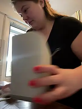 BootyLola online show from 12/08/24, 11:14