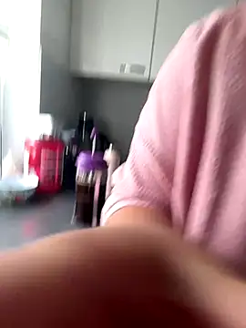 Snapshot of BootyLola chatting on 10/05/25, 08:45 BootyLola online show from 10/05/25, 08:45