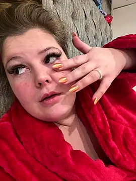 Snapshot of BootyLola chatting on 11/23/25, 08:58 BootyLola online show from 11/23/25, 08:58