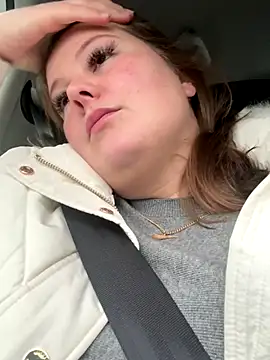 Snapshot of BootyLola chatting on 11/28/25, 08:39 BootyLola online show from 11/28/25, 08:39