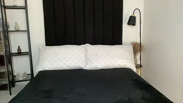 your bianca69 online show from 02/15/26, 07:51