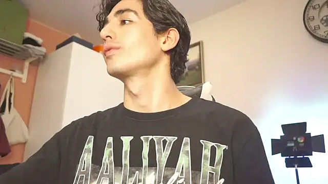 AlanDeNavarre online show from 02/11/25, 09:46