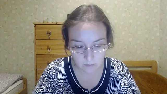 Snapshot of Smart_Rose chatting on 03/02/25, 06:19 Smart Rose online show from 03/02/25, 06:19