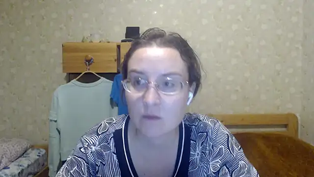 Snapshot of Smart_Rose chatting on 03/04/25, 07:22 Smart Rose online show from 03/04/25, 07:22