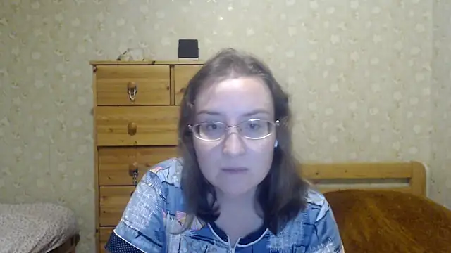 Snapshot of Smart_Rose chatting on 03/08/25, 10:56 Smart Rose online show from 03/08/25, 10:56