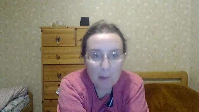 Snapshot of Smart_Rose chatting on 03/09/25, 03:27 Smart Rose online show from 03/09/25, 03:27