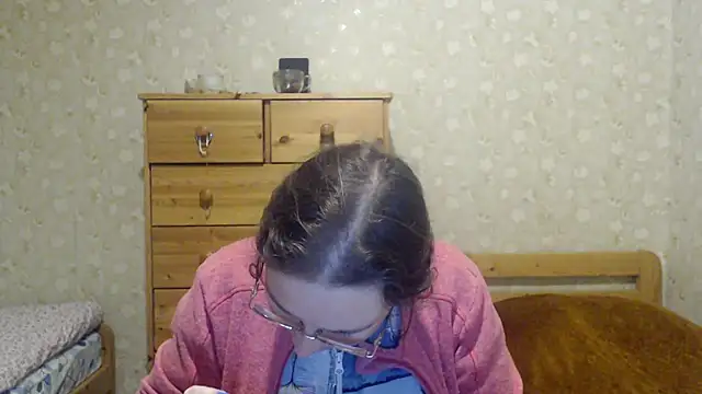 Snapshot of Smart_Rose chatting on 03/10/25, 06:56 Smart Rose online show from 03/10/25, 06:56