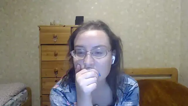 Snapshot of Smart_Rose chatting on 03/11/25, 03:56 Smart Rose online show from 03/11/25, 03:56