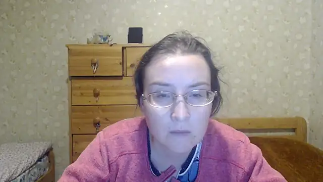 Snapshot of Smart_Rose chatting on 03/12/25, 09:13 Smart Rose online show from 03/12/25, 09:13