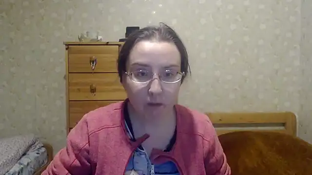 Snapshot of Smart_Rose chatting on 03/15/25, 07:05 Smart Rose online show from 03/15/25, 07:05