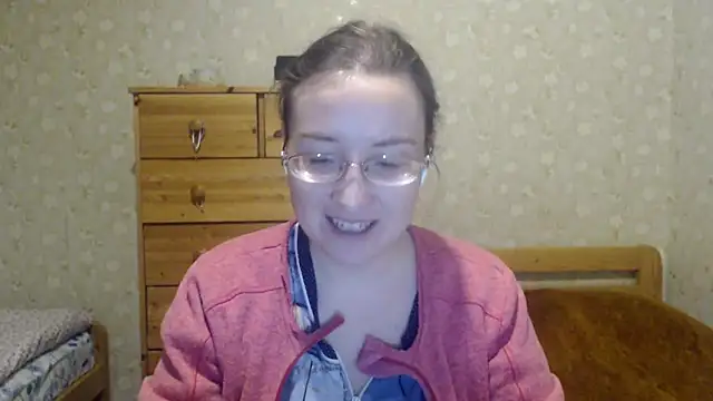 Snapshot of Smart_Rose chatting on 03/18/25, 05:10 Smart Rose online show from 03/18/25, 05:10