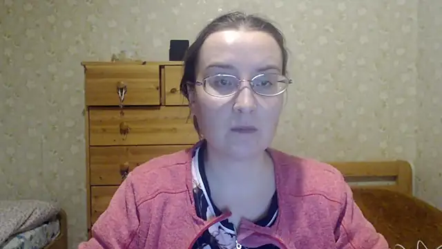 Snapshot of Smart_Rose chatting on 03/21/25, 08:08 Smart Rose online show from 03/21/25, 08:08