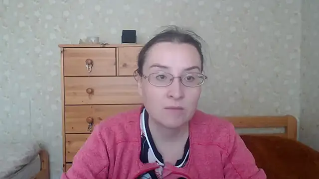 Snapshot of Smart_Rose chatting on 03/22/25, 01:30 Smart Rose online show from 03/22/25, 01:30