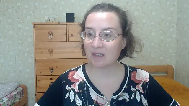 Snapshot of Smart_Rose chatting on 09/09/25, 01:21 Smart Rose online show from 09/09/25, 01:21