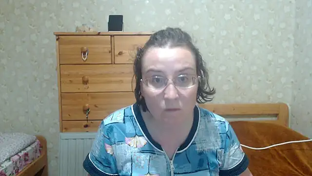 Snapshot of Smart_Rose chatting on 09/20/25, 10:00 Smart Rose online show from 09/20/25, 10:00