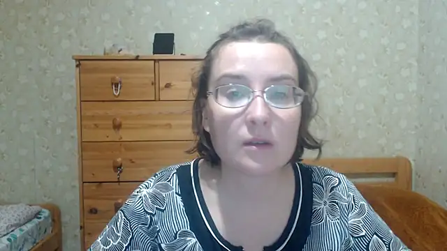 Snapshot of Smart_Rose chatting on 10/09/25, 05:55 Smart Rose online show from 10/09/25, 05:55