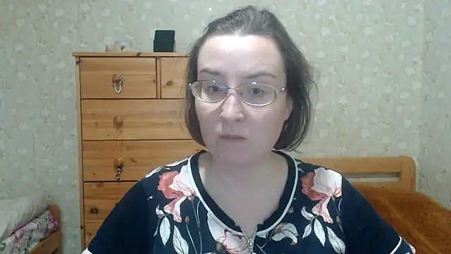 Snapshot of Smart_Rose chatting on 11/08/25, 12:16 Smart Rose online show from 11/08/25, 12:16