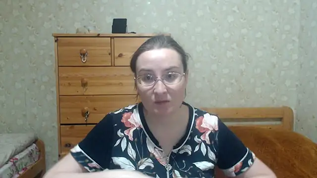 Snapshot of Smart_Rose chatting on 11/23/25, 03:34 Smart Rose online show from 11/23/25, 03:34