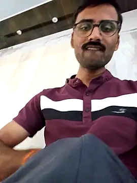 krishna8035 online show from 03/16/25, 04:41