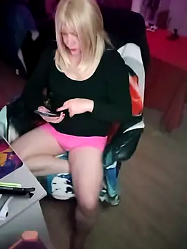 JulietteMaitresse online show from 12/17/25, 03:56