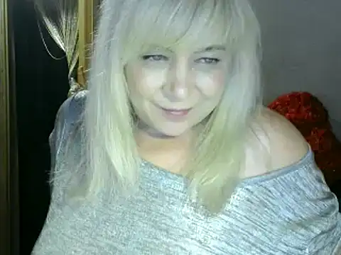 Snapshot of AgoniA7 chatting on 12/15/24, 04:15 AgoniA7 online show from 12/15/24, 04:15