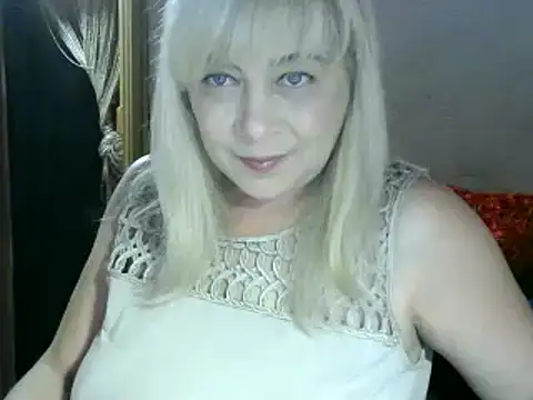 Snapshot of AgoniA7 chatting on 01/04/25, 06:40 AgoniA7 online show from 01/04/25, 06:40