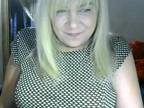 Snapshot of AgoniA7 chatting on 02/11/25, 04:55 AgoniA7 online show from 02/11/25, 04:55