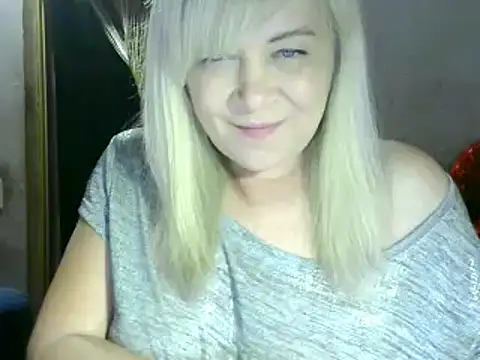 Snapshot of AgoniA7 chatting on 03/06/25, 04:49 AgoniA7 online show from 03/06/25, 04:49