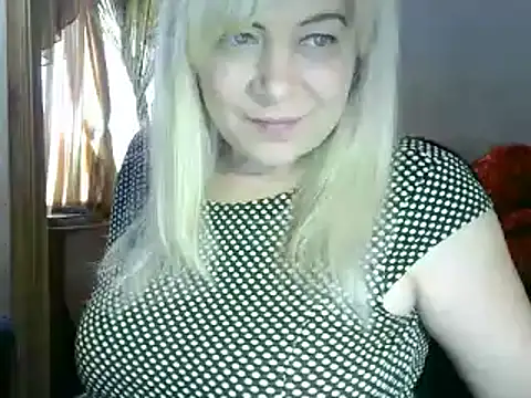 Snapshot of AgoniA7 chatting on 03/15/25, 08:15 AgoniA7 online show from 03/15/25, 08:15