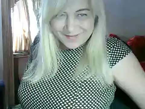 Snapshot of AgoniA7 chatting on 03/16/25, 10:44 AgoniA7 online show from 03/16/25, 10:44